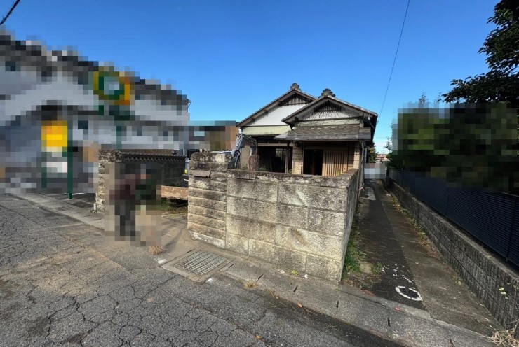 知立市　木造2階建住居解体